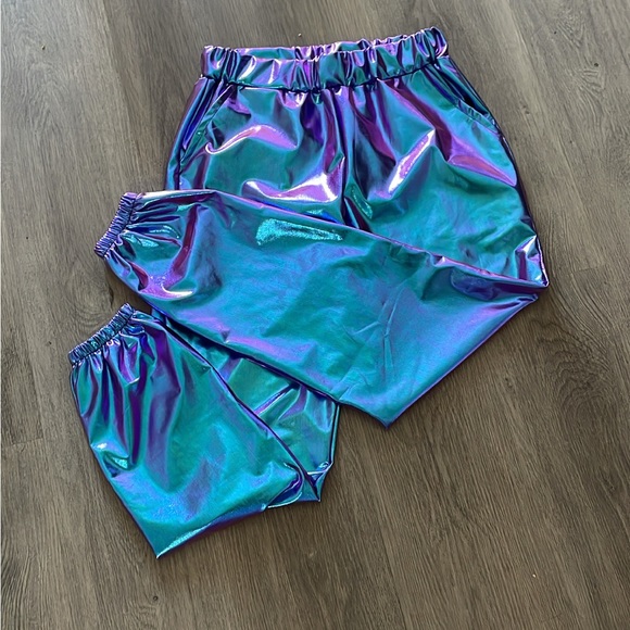 Barbie retro iridescent faux leather leggings - Picture 4 of 5